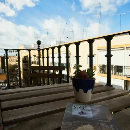 Apto Con Parking Basilica Macarena Apartment
