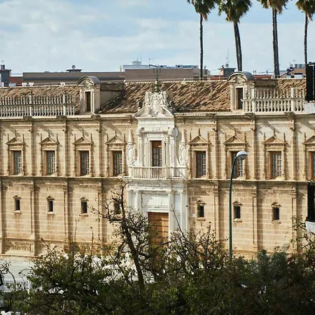 Apto Con Parking Basilica Macarena Apartment